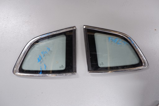 BMW F46 стекло заднее левое