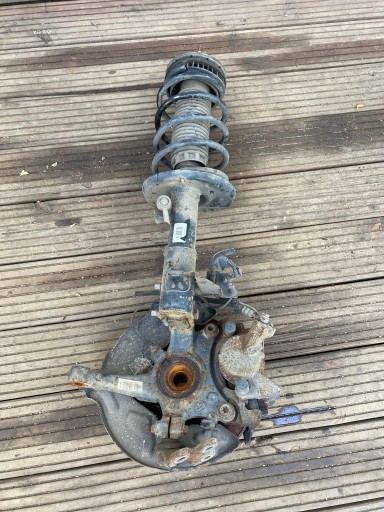 PEUGEOT 508 and 1.6 HDI McPherson left swing