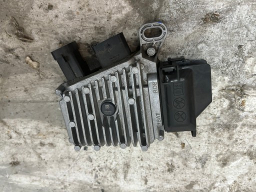 556897 - Peugeot 308 t10 citroen - модуль контроллера, клемма 9842667980