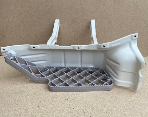 СТУПЕНЬ RH SCANIA R