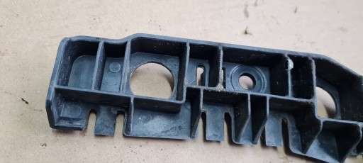 A5 8W LIFT support bracket holder of a fender left front 8W6853921A