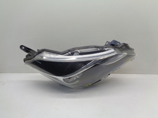 TOYOTA YARIS III LIFT 13- light front right
