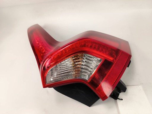 Ліхтар задній правий 31395929 volvo v60 крос