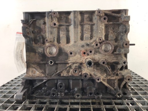 БЛОК ДВИГАТЕЛЯ VW TRANSPORTER V 2.0TDI 03L021AP