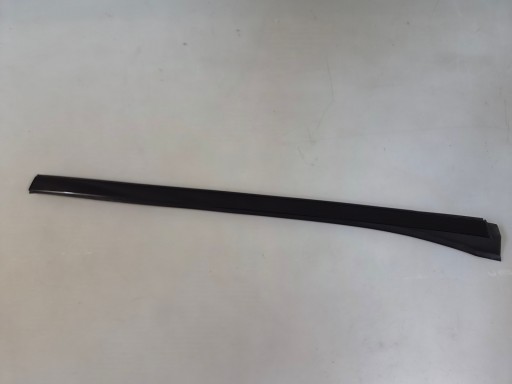 moulding windows czolowej left 197 MERCEDES GLC X253 W253 A2536906000
