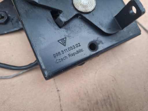 Porsche 911 996 2004 de la Serrure pokrywy przedniej / du capot Moteur