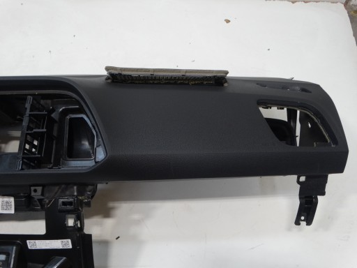 palubna doska konzola SEAT ATECA 576857003L