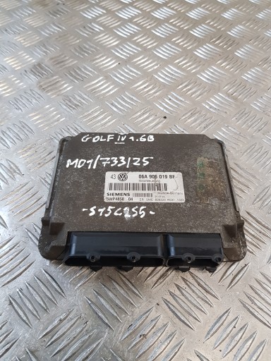 Контроллер двигателя 06a906019bf 5wp4858 04 vw golf iv 1.6b европа