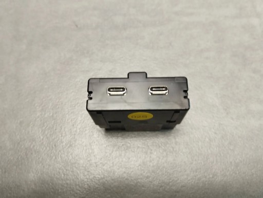 Audi Q3 F3 83A PRZETWORNIK de tension 575035954