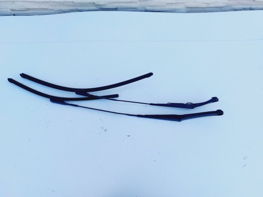 8K1955408 8K1955407 - A4 8k важелі склоочисника передній правий лівий