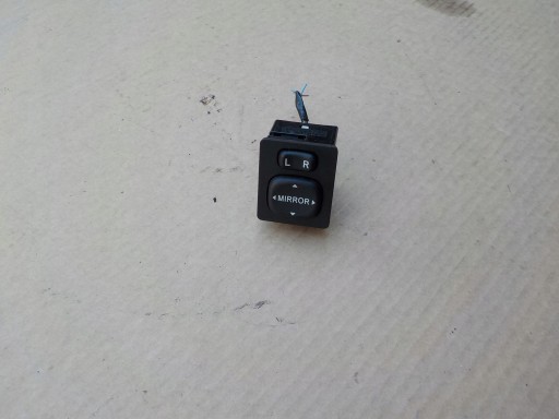 mirror control switch button toyota yaris II