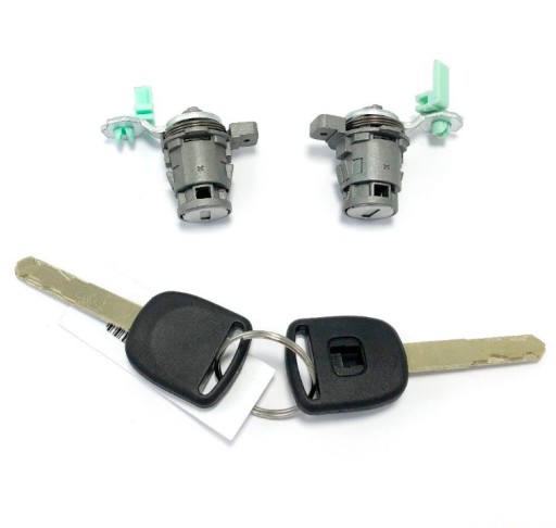 Au28 - ВСТАВКА ЛЕВАЯ + ПРАВАЯ HONDA CIVIC VII CR-V II 02-05