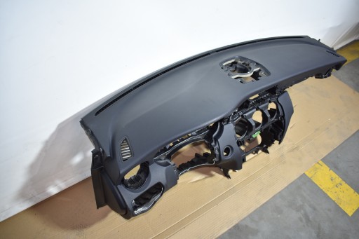 Console MERCEDES W205 1