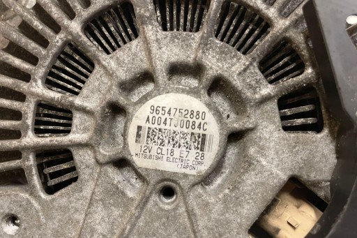 Генератор citroën c4 grand picasso i (ua_) 9654752880 2.0л дизель 2008 г.