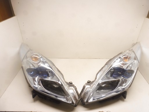 E1313057L - NISSAN LEAF 2010 - Комплект передніх світлодіодних ліхтарів