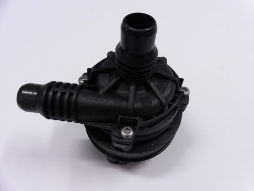 000 500 - MERCEDES A B C E S водяной насос A0005005400 BOSCH