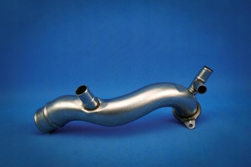 suction pipe air Audi S6 S7 A8 S8 079129571P