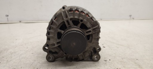alternator VW Caddy III 2,0 TDI