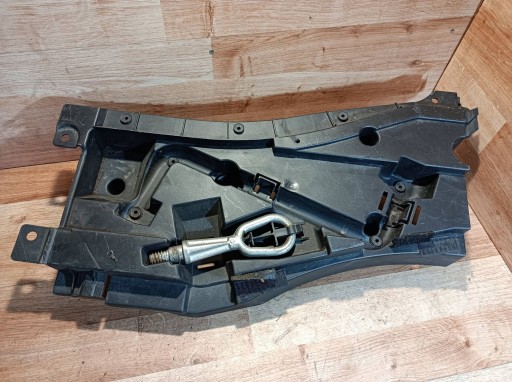Wklad plastic boot compartment narzedziowa BMW X5 E53 8244764