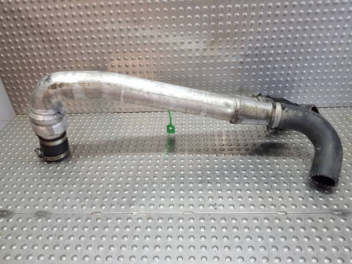 hadice vedení intercoolera 7L6145737B 7L6145945J TOUAREG II 7P Q7 4L 3.0 TDI