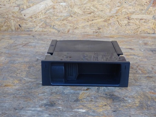 Audi a3 8p 03-12 разъем usb 8e0857925f