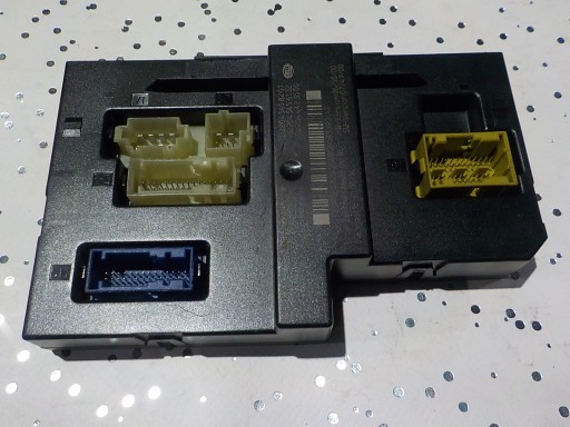 MERCEDES-BENZ C W204 module SAM 2045458201 2045456132 2044423500