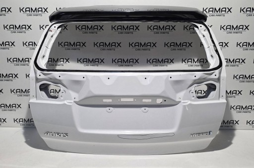 kapota kufru záď Toyota Auris E210