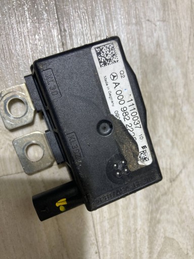 A0009822223 - Mercedes-benz e w212 2009 аккумуляторный модуль