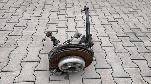 BMW 5 G30 G31 621654 of the pivot wheels swing rear left arm 6861137