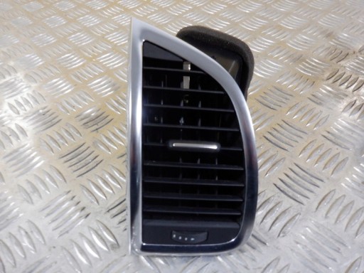 AUDI Q7 4L вентиляционная решетка левая 4L0820901