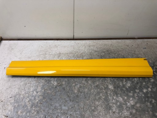 moulding door left front AUDI Q2 81A853959B