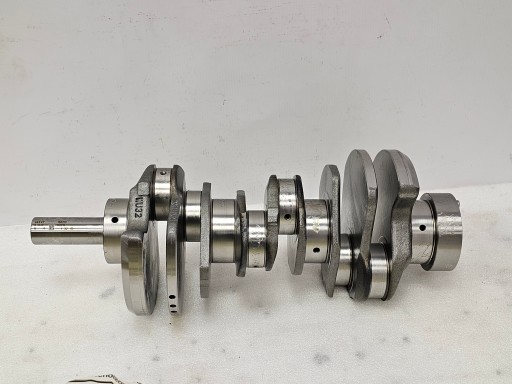 A6420302601 - Коленчатый вал новый mercedes 642 64224 3.0 v6 om642