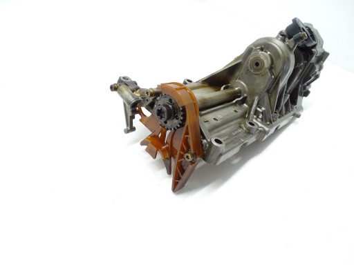 oil pump BMW F10 F11 F30 F31 F20 X3 N20 N26 7610378 763211102