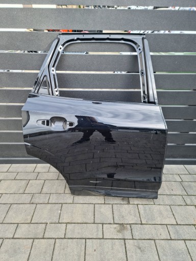 Volvo XC60 II Дверной задний задний ход