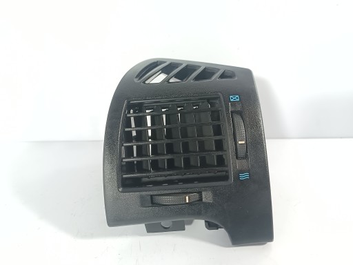 Hyundai Sonata V 5 grid air conditioning devices air right of the passenger