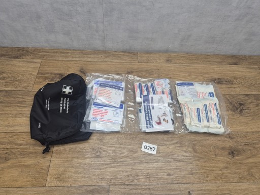 BMW OE auto lékárnička FIRST AID KIT 7261178