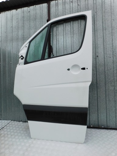 Sprinter 906 VW Crafter door left driver´s front without KOROZJI BIALE