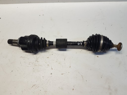 BMW 1 F40 F41 передний левый полуось