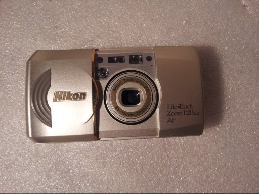 aparat nikon lite touch zoom 120 ed af