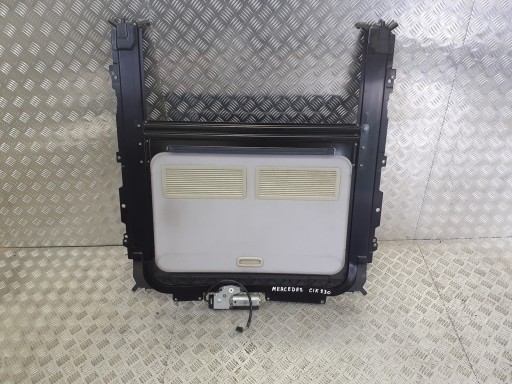 MERCEDES CLK230 ЛЮК