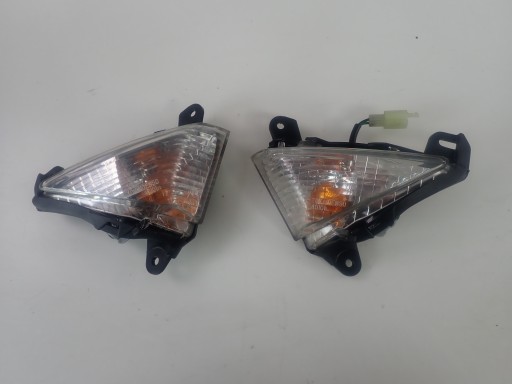 Kawasaki GTR 1400 покажчик поворотів правий + лівий