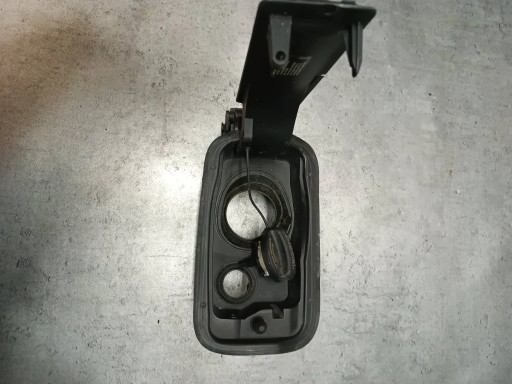 BMW 5 F10 F11 крышка топливного бака