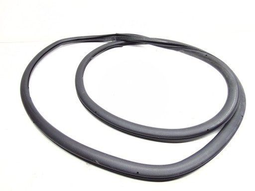 Оригинальное уплотнение двери правый задний Bentley CONTINENTAL FLYING SPUR 05-13R