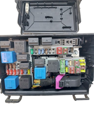 Module fusibles OPEL MERIVA B 1.3 CDTI