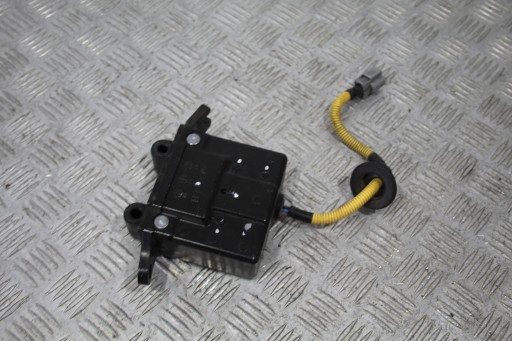 NABOJ PIROTECHNICZNY left KIA SORENTO II 2 LIFT