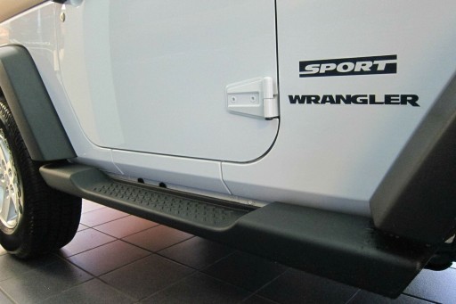 НАКЛАДКА ПОРОГА WRANGLER JK 2D 07-17 82210565AD