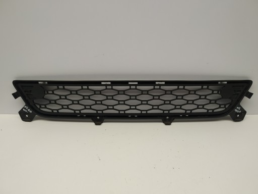08r- Volvo Xc60 and grid central of a bumper front without PDC 30763423 30763422