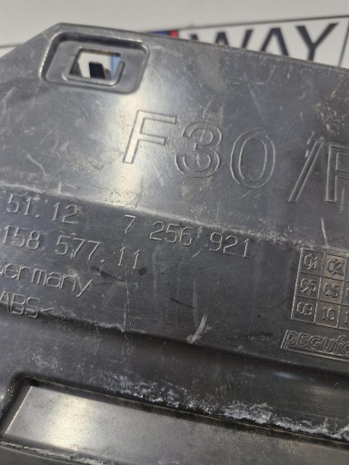 7256921 BMW F30 F31 Support Support plaque Pare choc Arrière Arrière