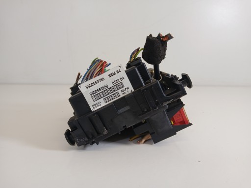 PEUGEOT 307 Module fusibles 9650663980