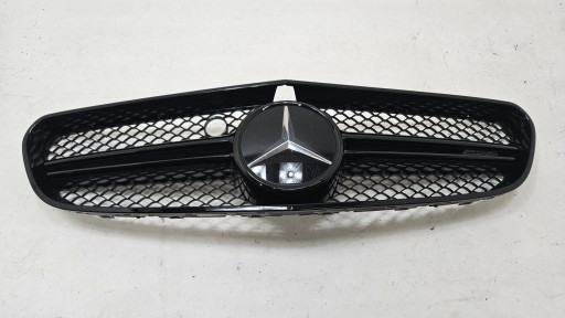 A2178880011 - MERCEDES S-CLASS COUPE W217 6.3 Решітка ЧОРНА